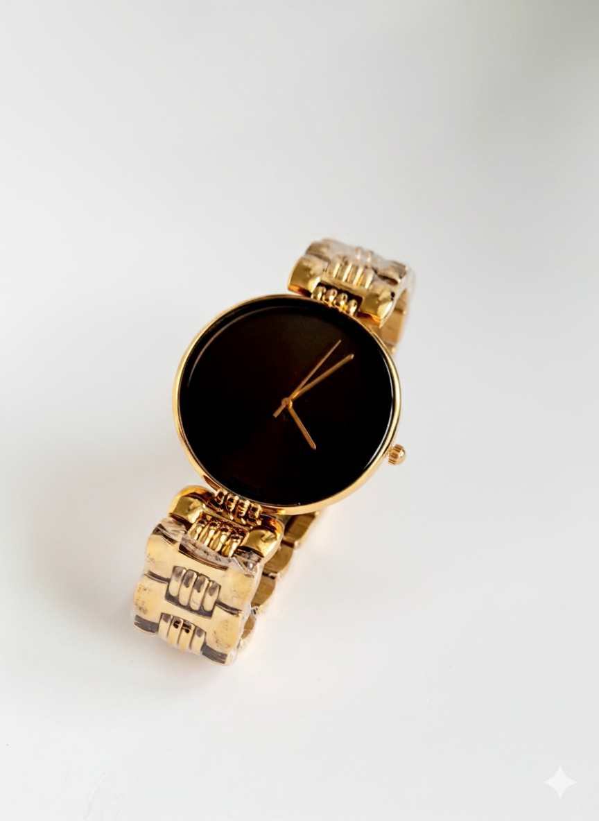 Montre avec cadran noir